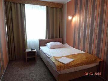 Фото номера Стандартный одноместный номер Отель Hotel Restauracja Cukropol г. Гостынь 12